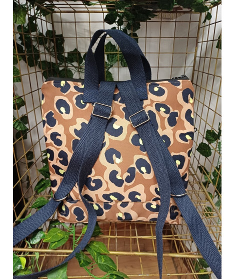 Mochila Animal Print Marrón (Impermeable)